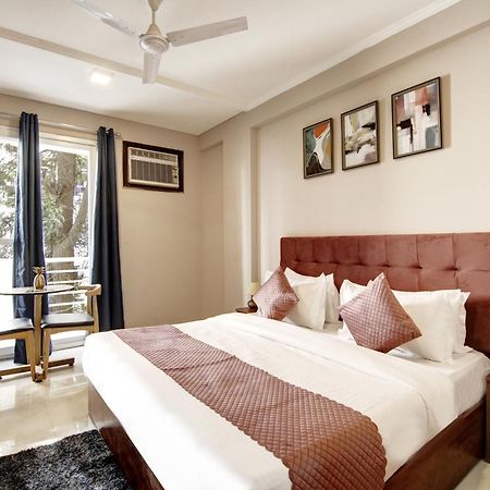 Limewood Stay - Executive Huda City Center غورغاون المظهر الخارجي الصورة