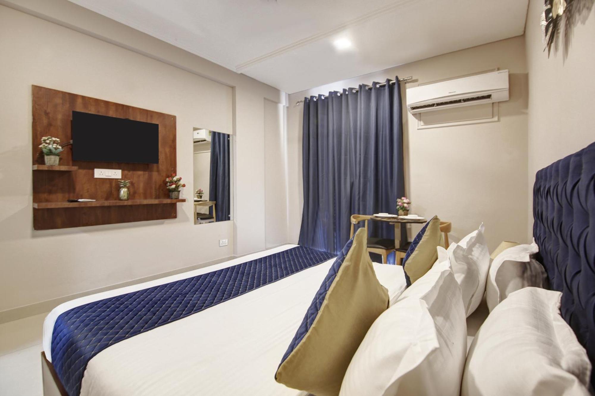 Limewood Stay - Executive Huda City Center غورغاون المظهر الخارجي الصورة