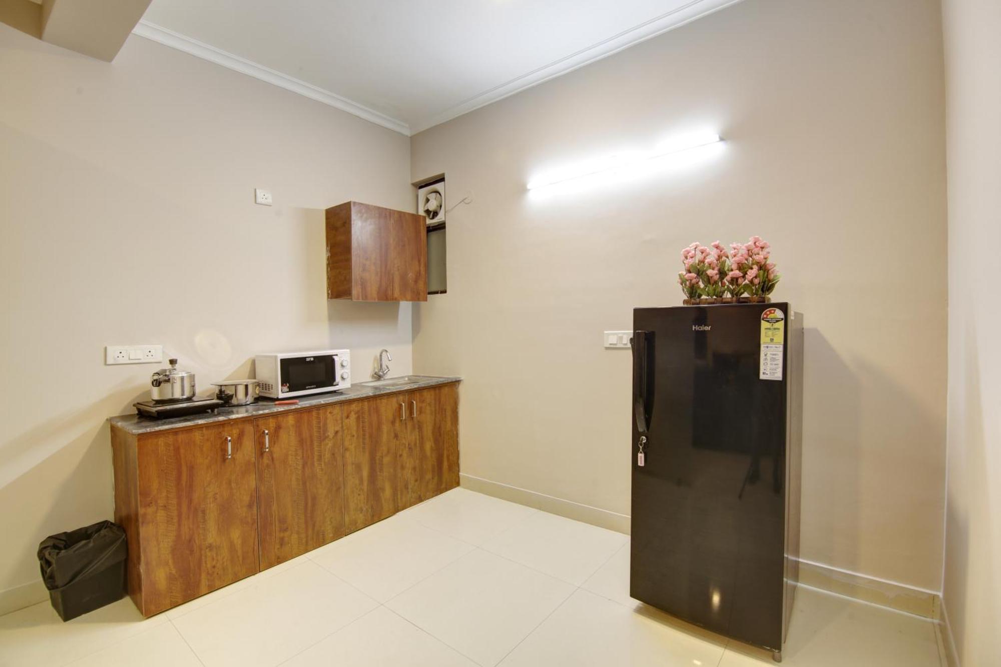 Limewood Stay - Executive Huda City Center غورغاون المظهر الخارجي الصورة
