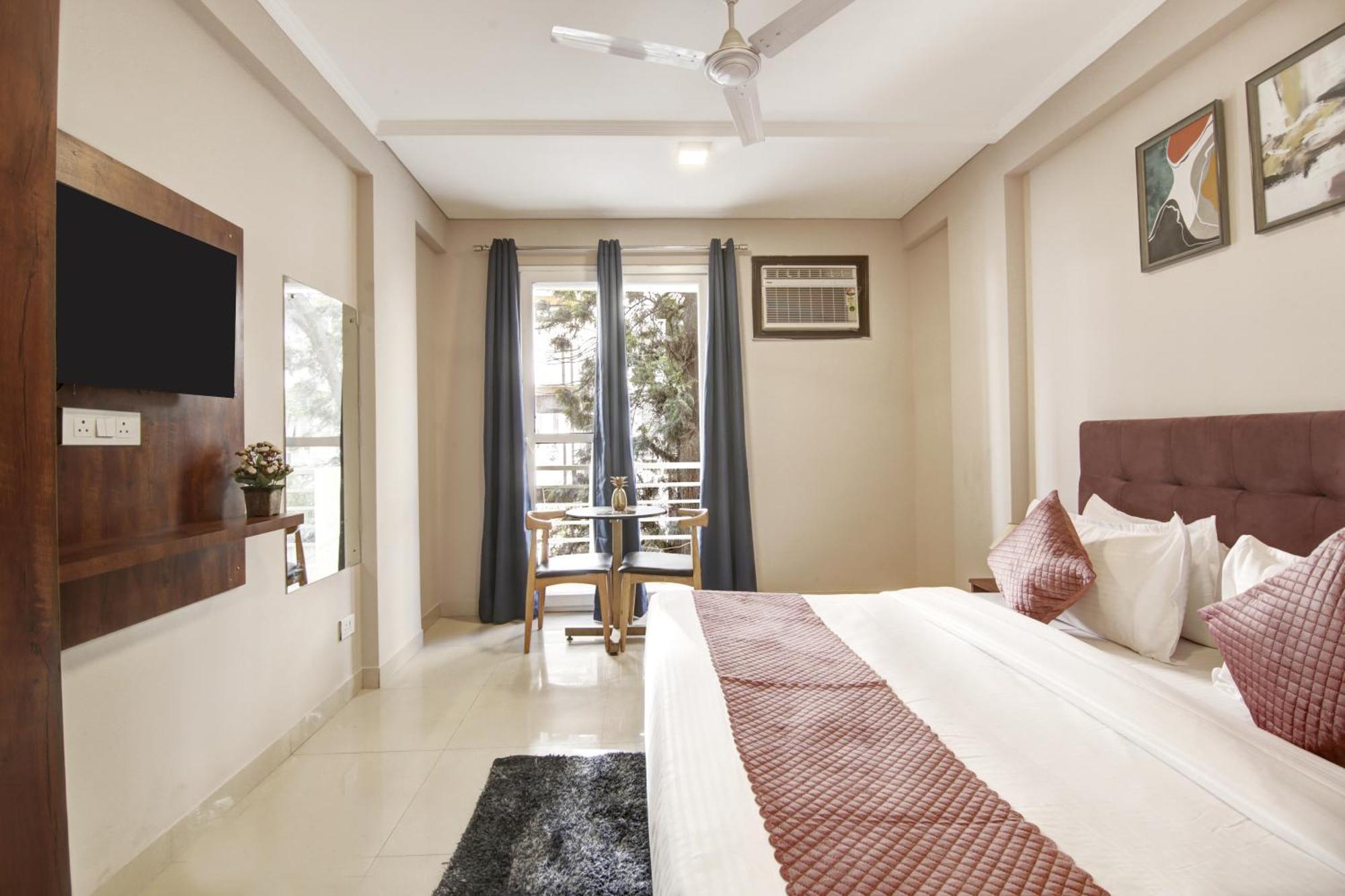 Limewood Stay - Executive Huda City Center غورغاون المظهر الخارجي الصورة